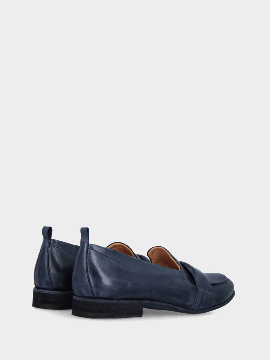 Mocassino blu in pelle con fascetta bombata