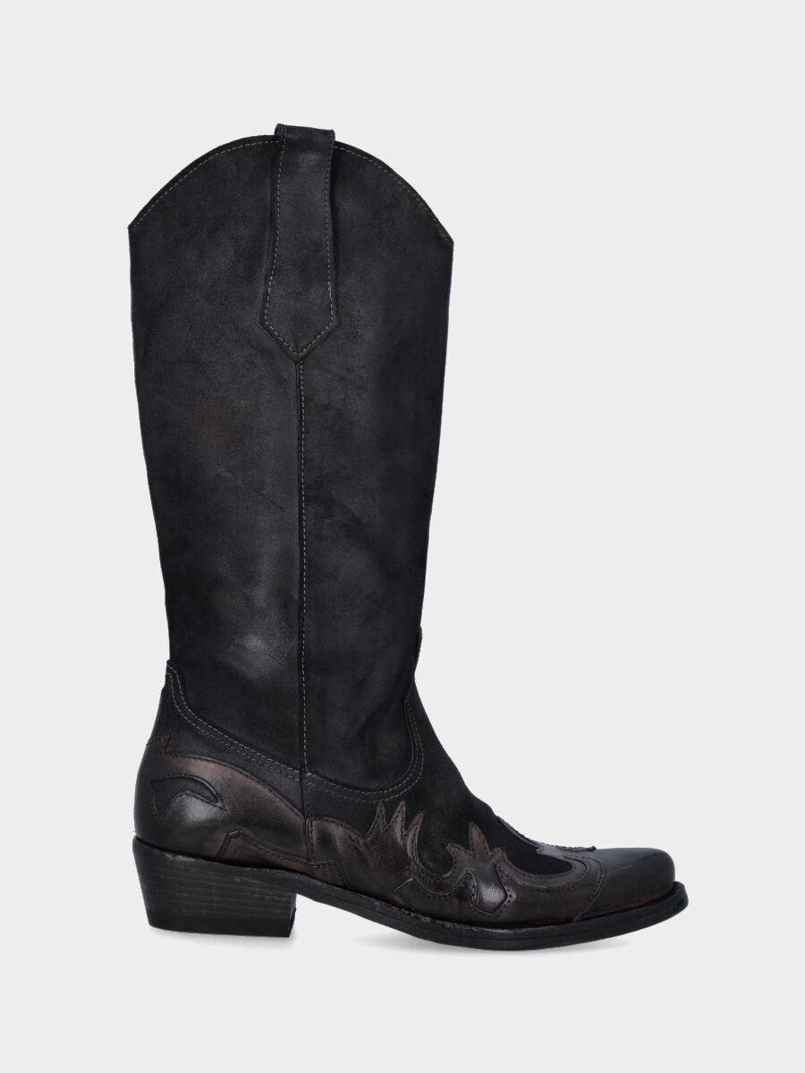 Black velour Campero with glossy flame inserts