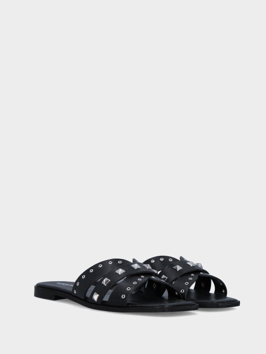 Mule noire en cuir avec clous