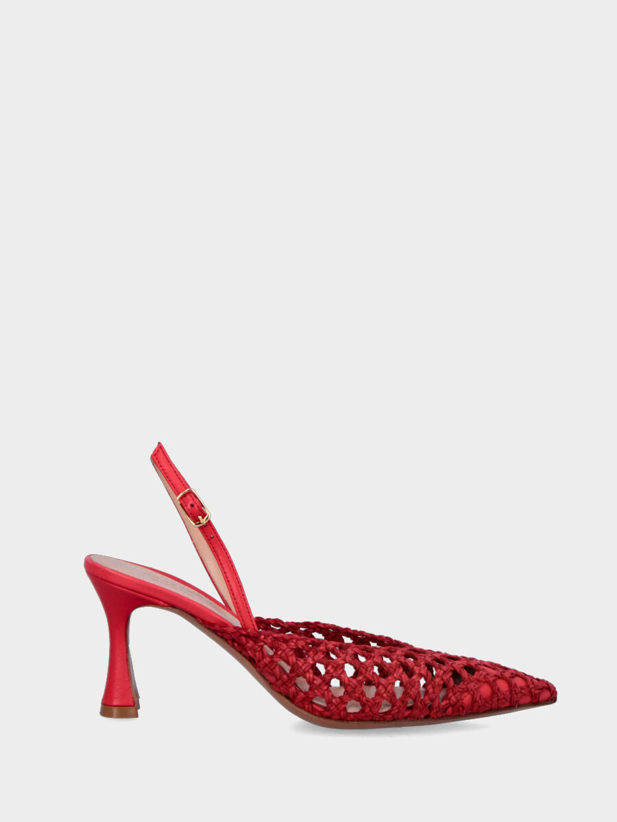 Escarpin slingback rouge en cuir tressé perforé