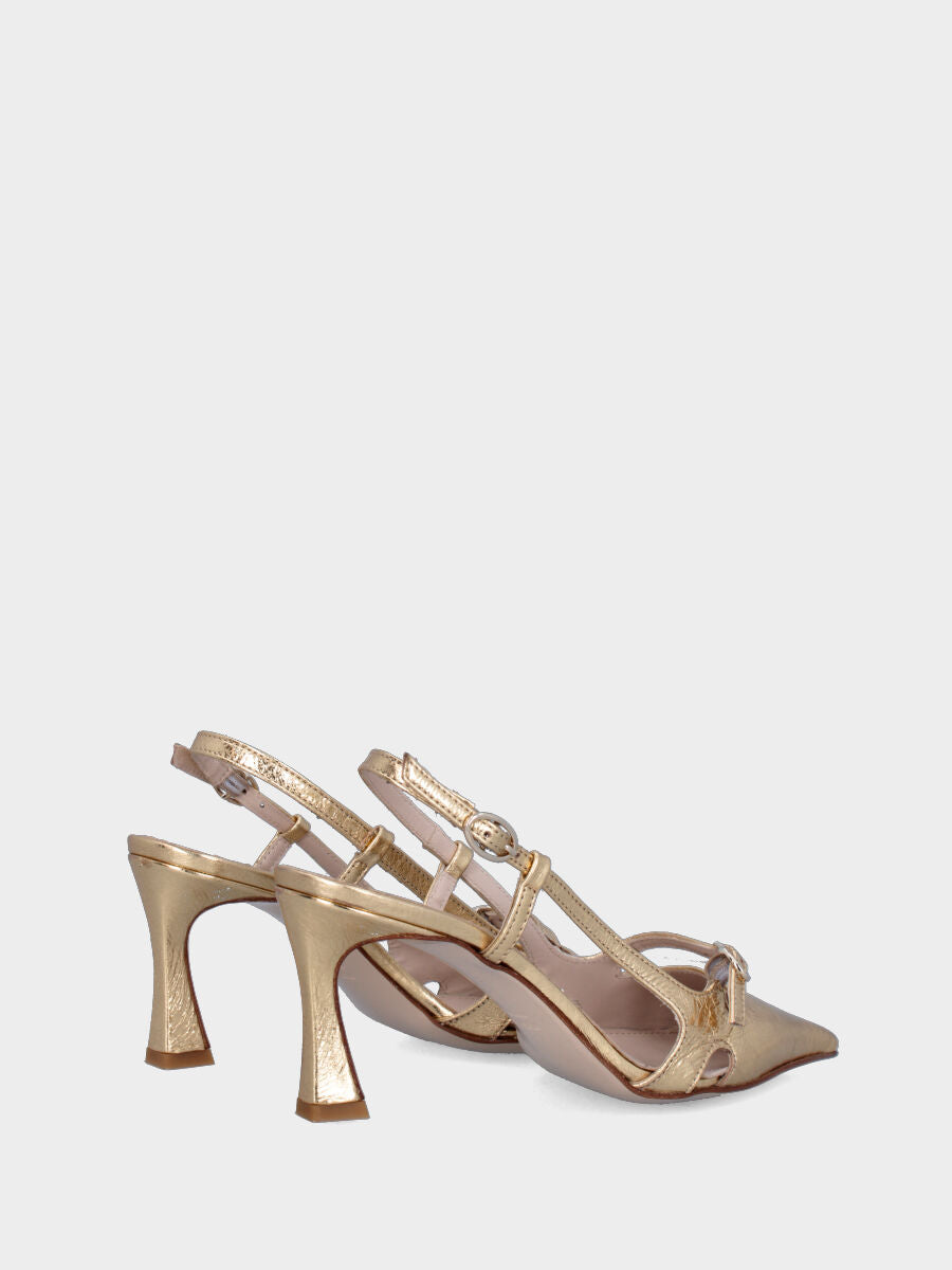 Escarpin slingback en cuir laminé doré à bout pointu avec boucle