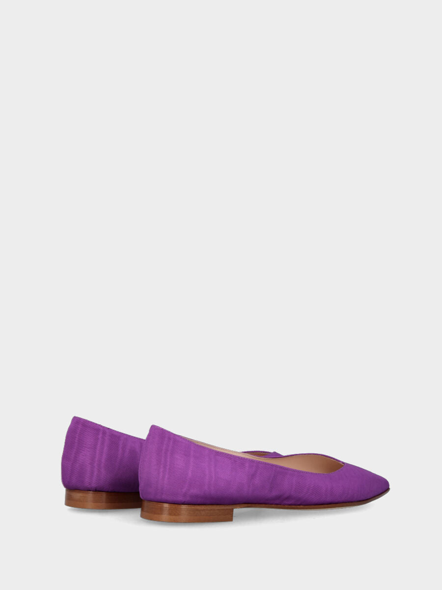 Purple ballet flat in shantung fabric