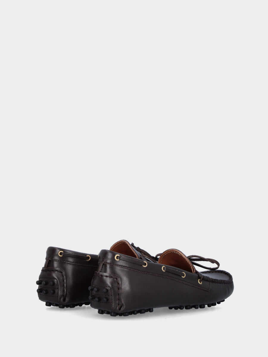 Mocassino marrone in pelle con laccio