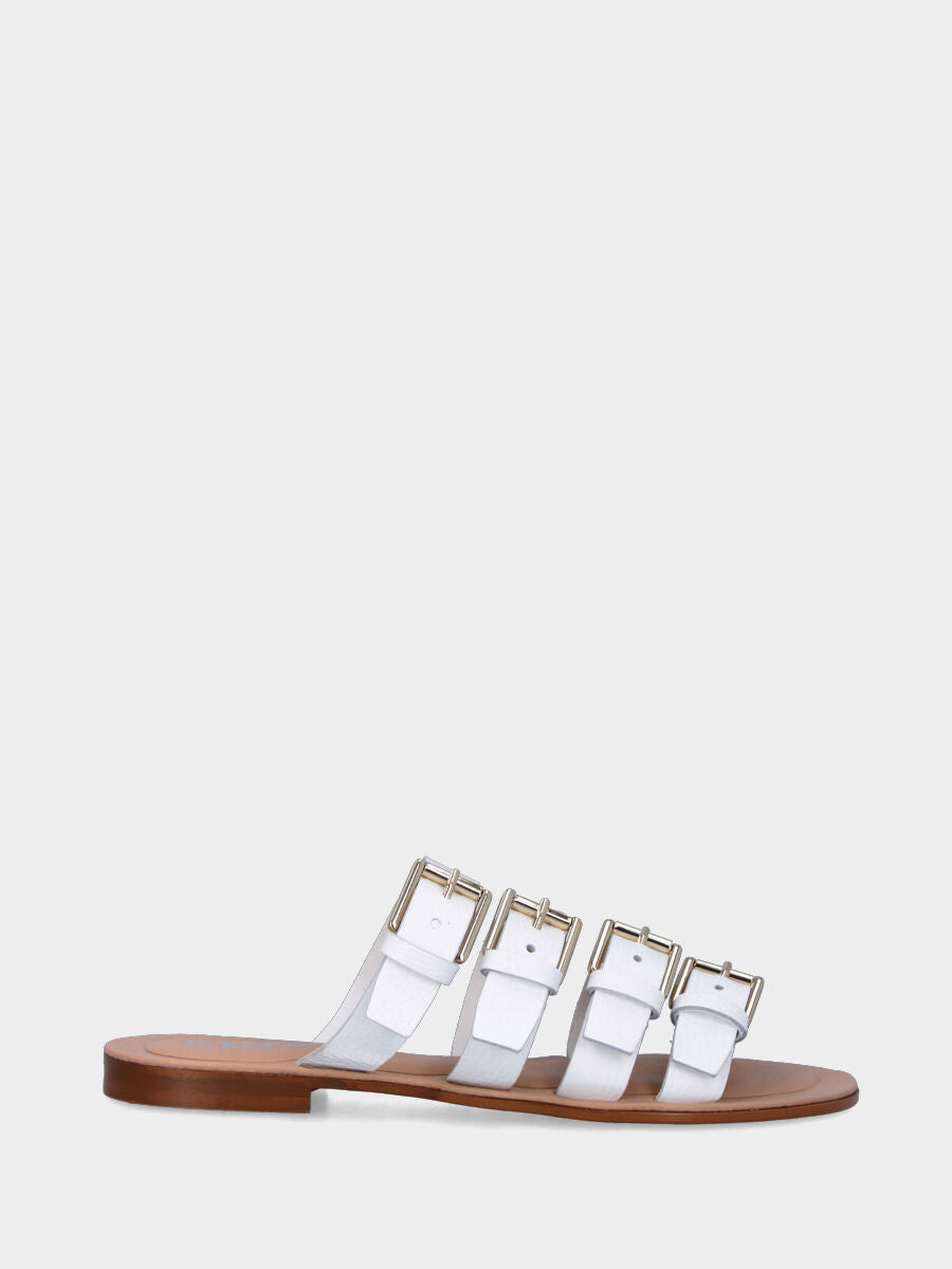 Mule blanche en cuir avec quatre boucles
