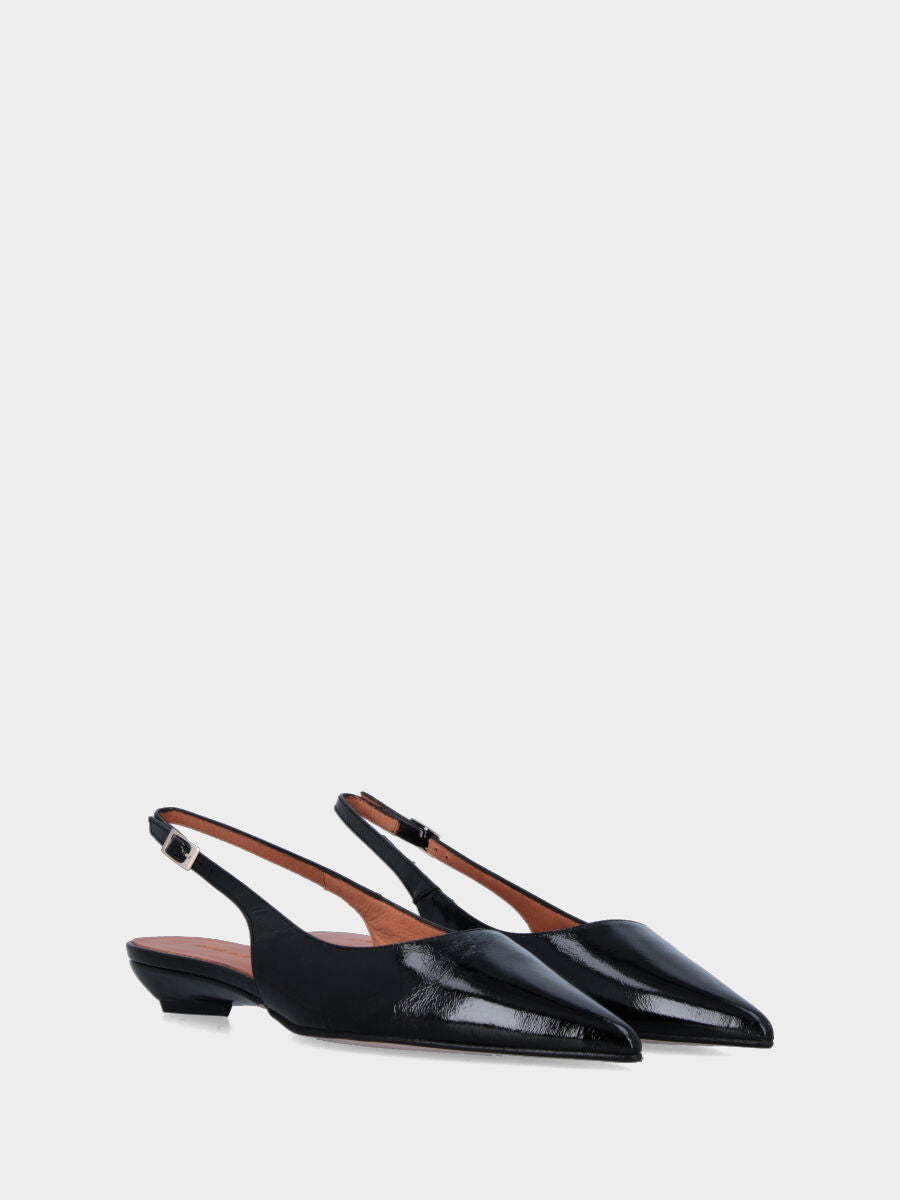 Slingback in naplak nero con zeppa 30 mm e punta sfilata
