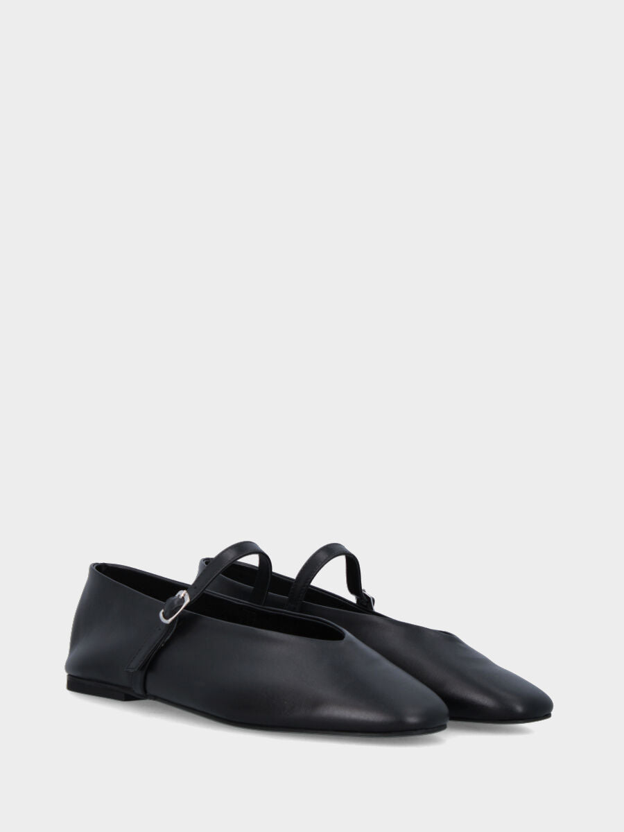 Ballerina Mary Jane in nappa nera con cinturino e tacco flat