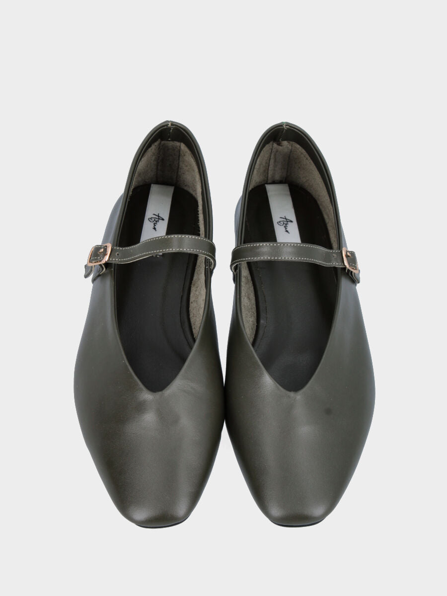 Ballerina Mary Jane in nappa verde con cinturino e tacco flat