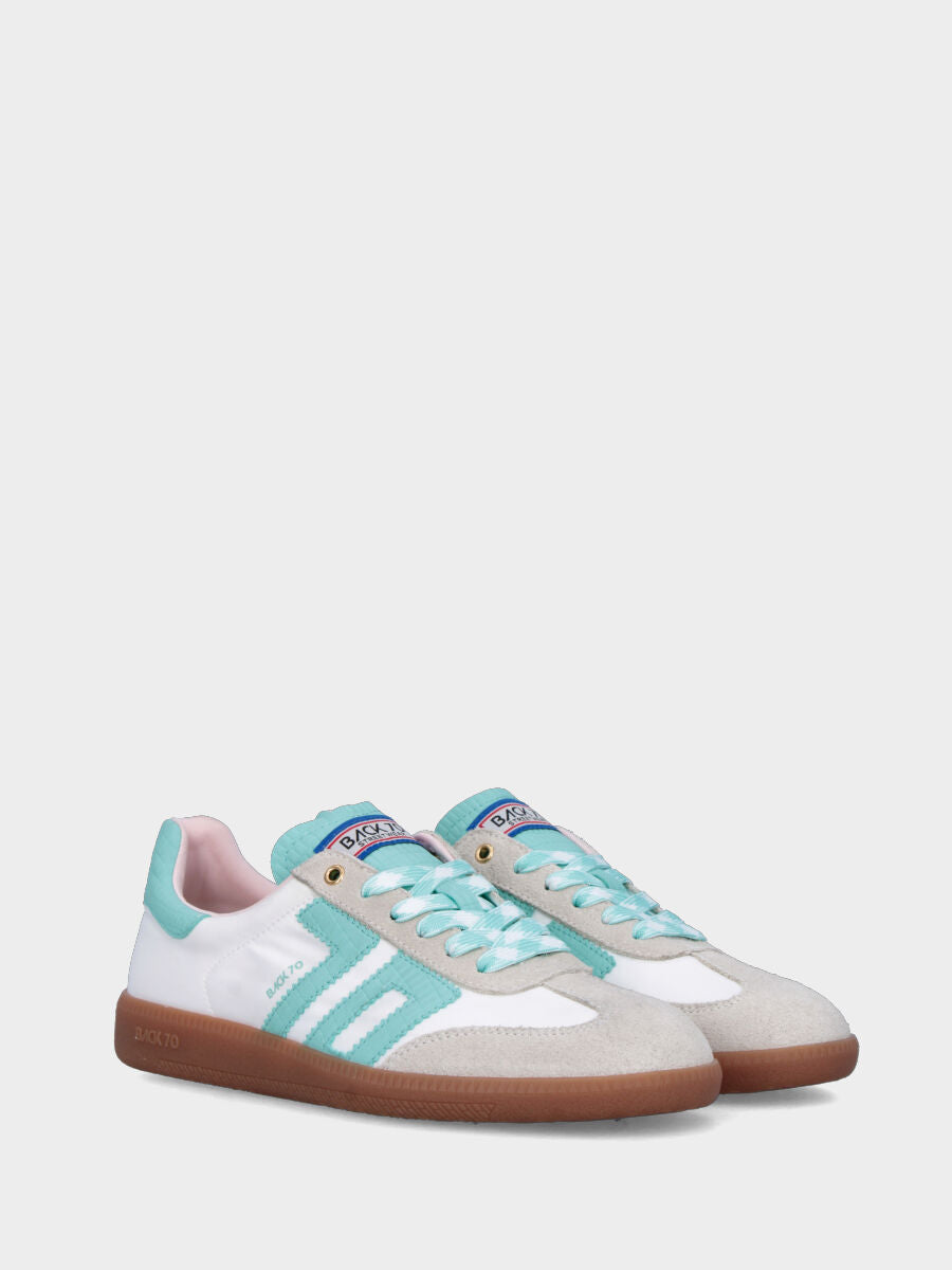 Sneaker in nylon e camoscio bianco con dettagli in vitello celeste