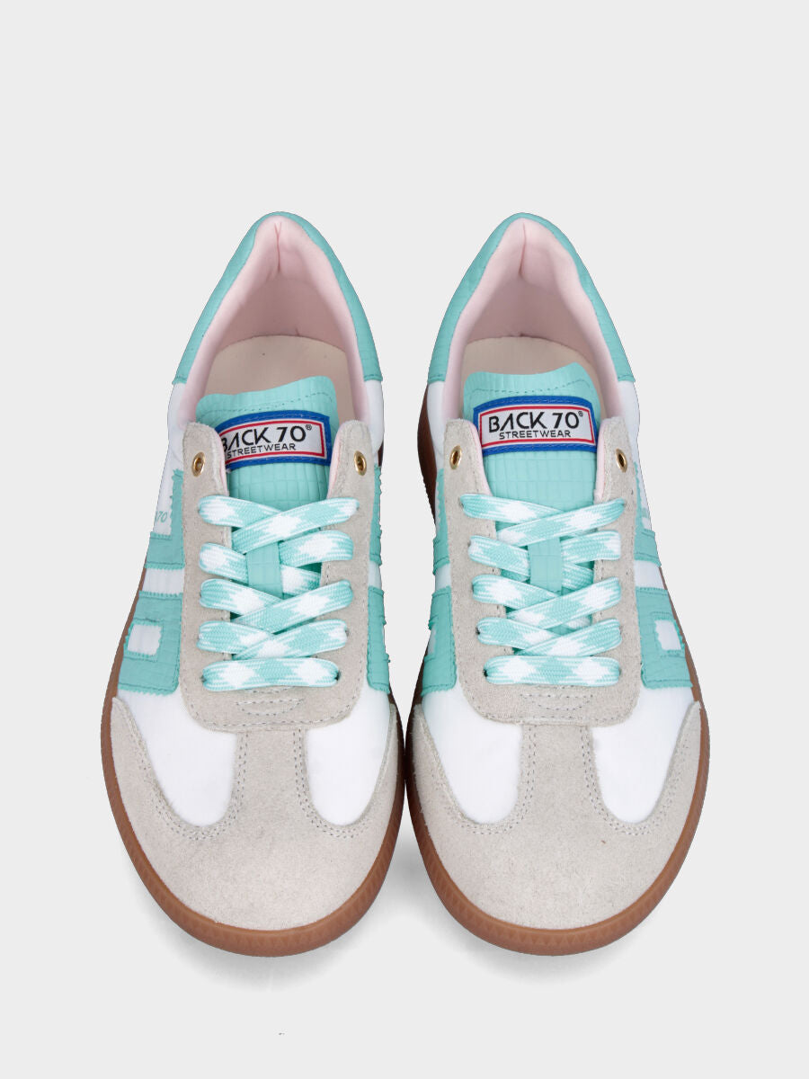 Sneaker in nylon e camoscio bianco con dettagli in vitello celeste