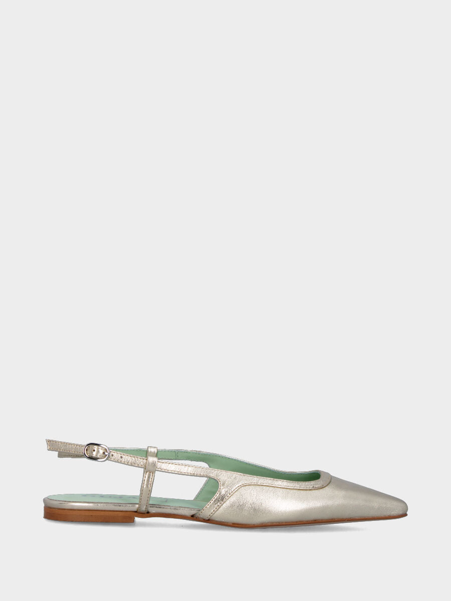 Slingback in laminato platino con scollo tondo
