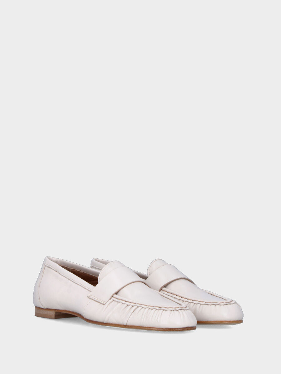 Mocassino in nappa avorio con fascetta liscia