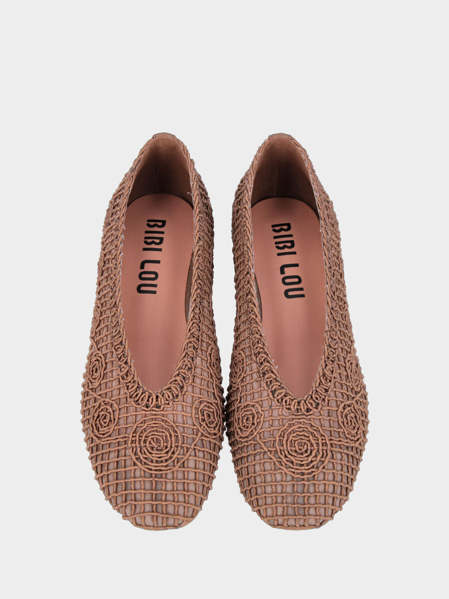 Ballerina in rete di cotone su tulle marrone con ricami intrecciati