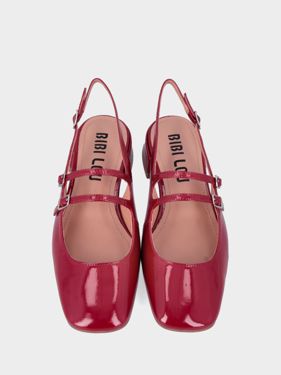 Slingback in vernice rossa con cinturini e punta stondata