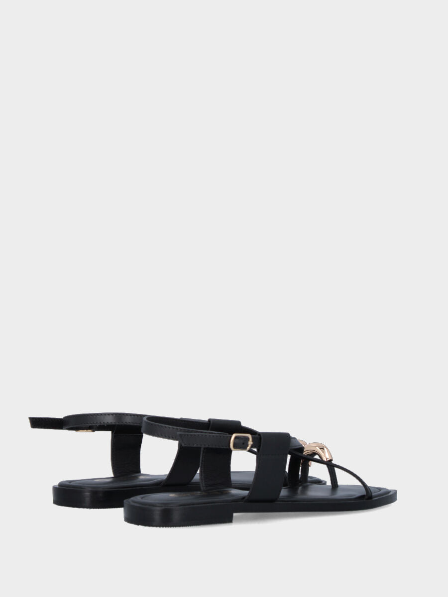 Infradito in nappa nera con accessorio metallico e listini incrociati