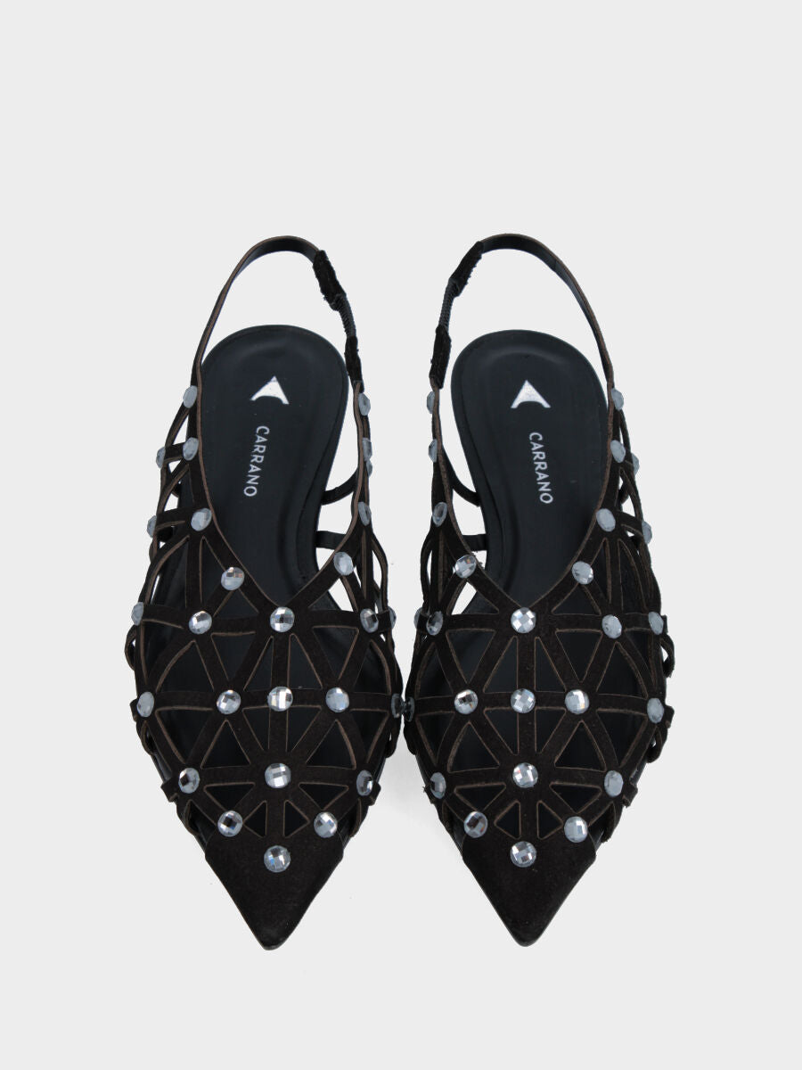 Flache Slingback aus schwarzem Nubuk mit laserperforierten Riemchen und Kristallen