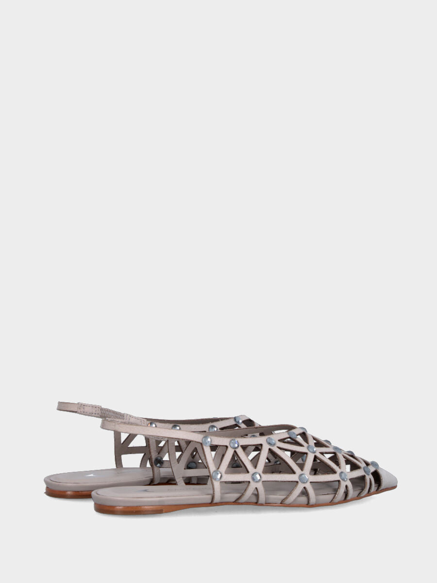 Slingback flat in nabuk argento con listini laserati e cristalli
