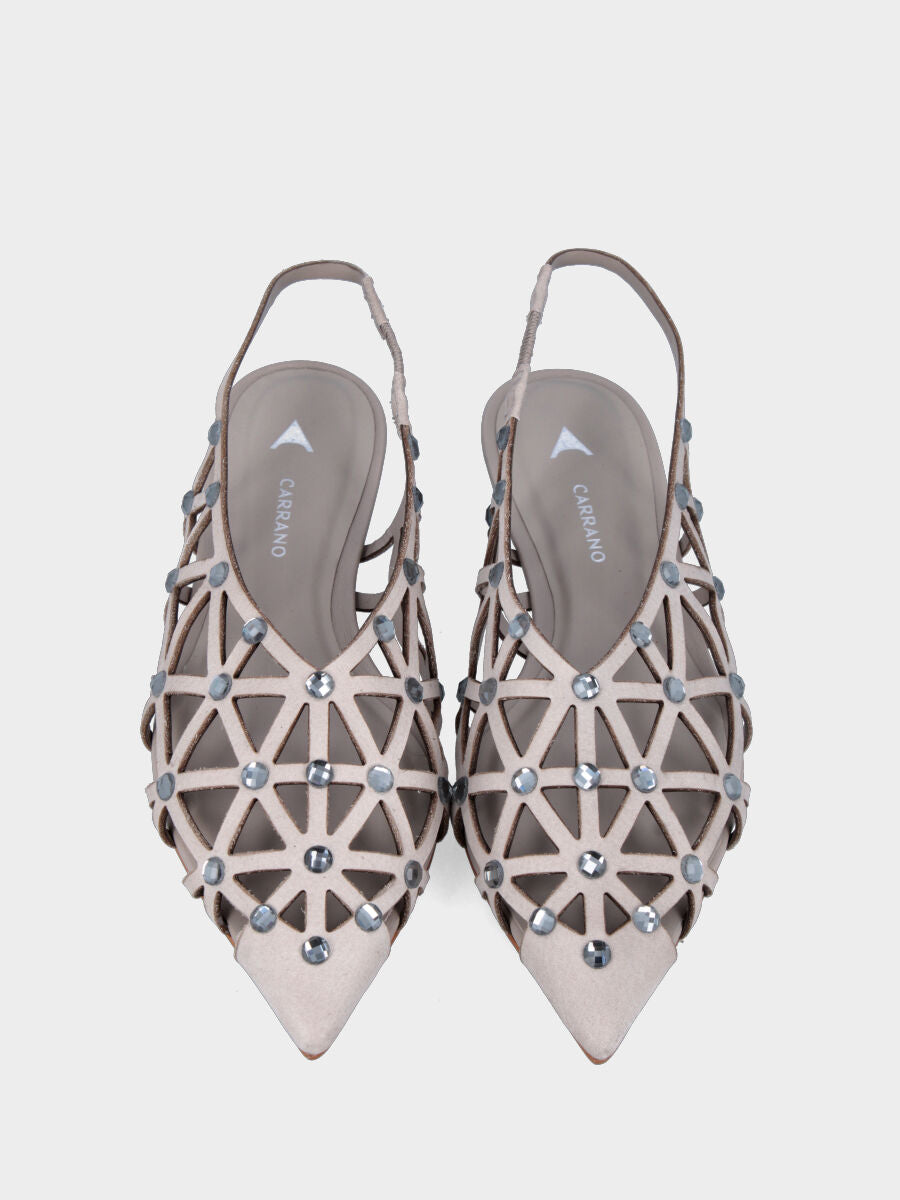 Slingback flat in nabuk argento con listini laserati e cristalli