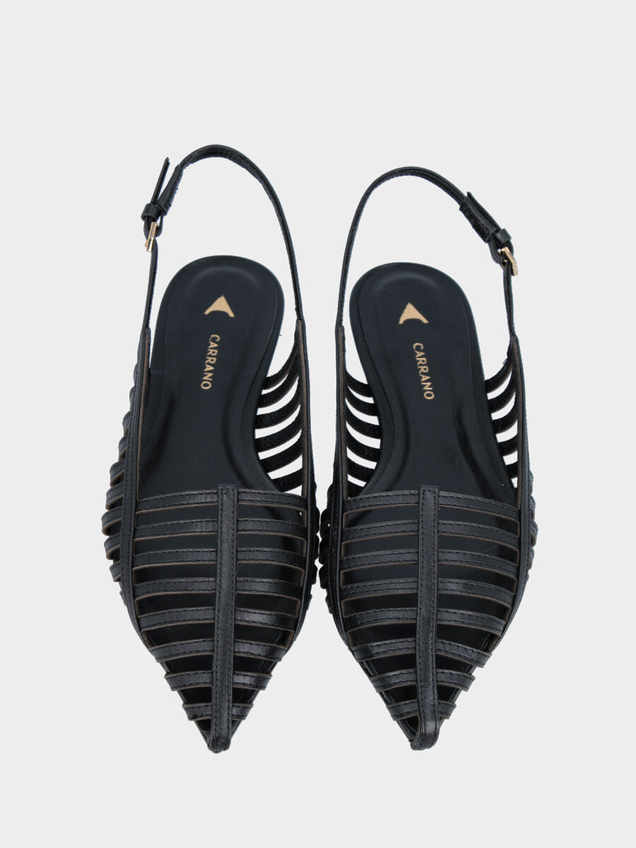 Flache Slingback aus schwarzem Nappaleder mit parallelen Riemchen und spitzer Spitze