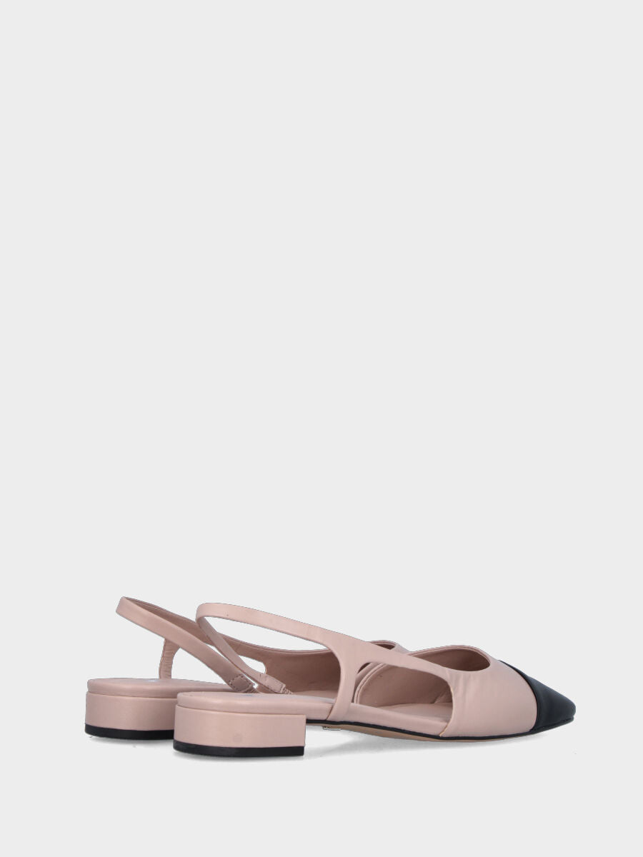 Bicolored beige and black nappa slingback with asymmetric strap