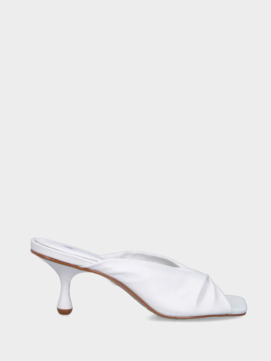 White nappa slipper with folded band and drop heel