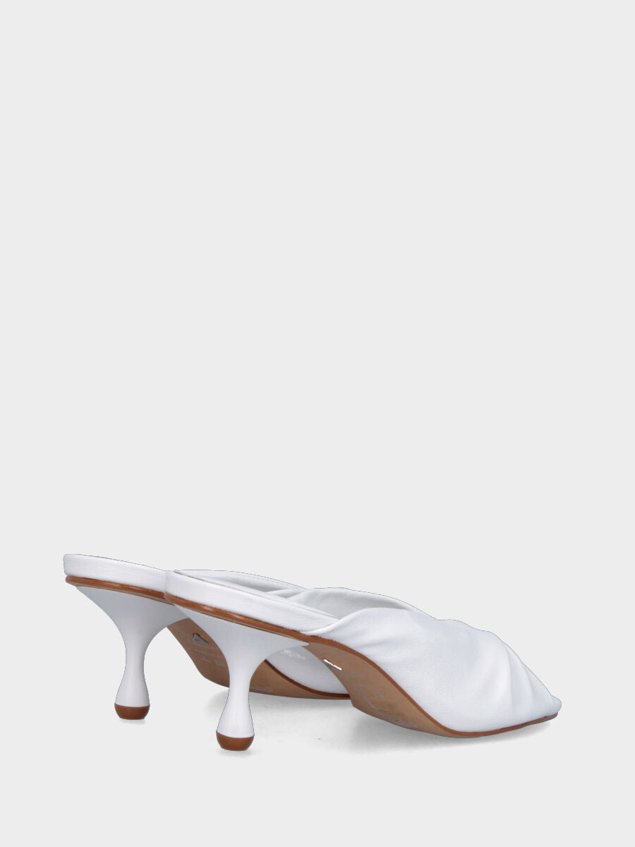 White nappa slipper with folded band and drop heel
