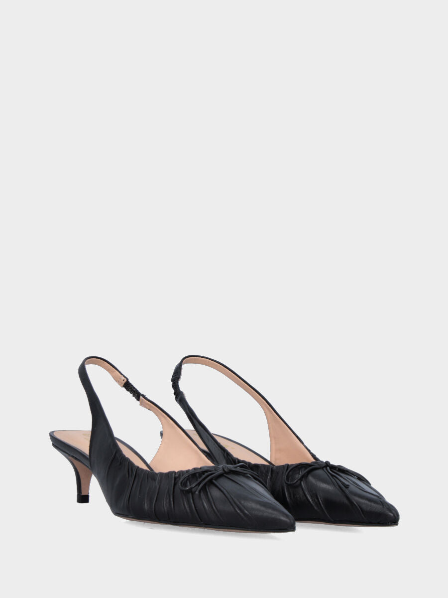 Slingback in vitello nero con fiocchetto e tacco a calice