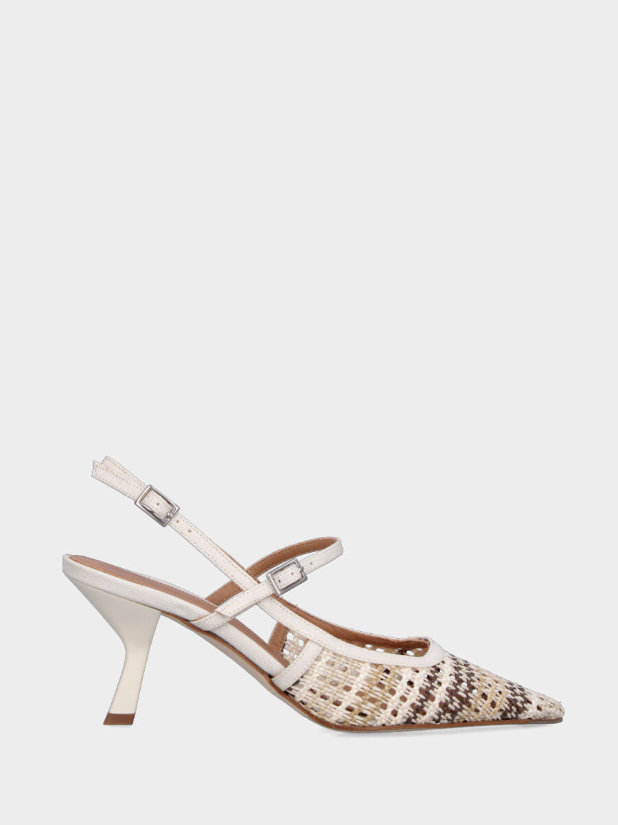 Slingback in rafia bianco avorio con tomaia intrecciata e tacco a calice