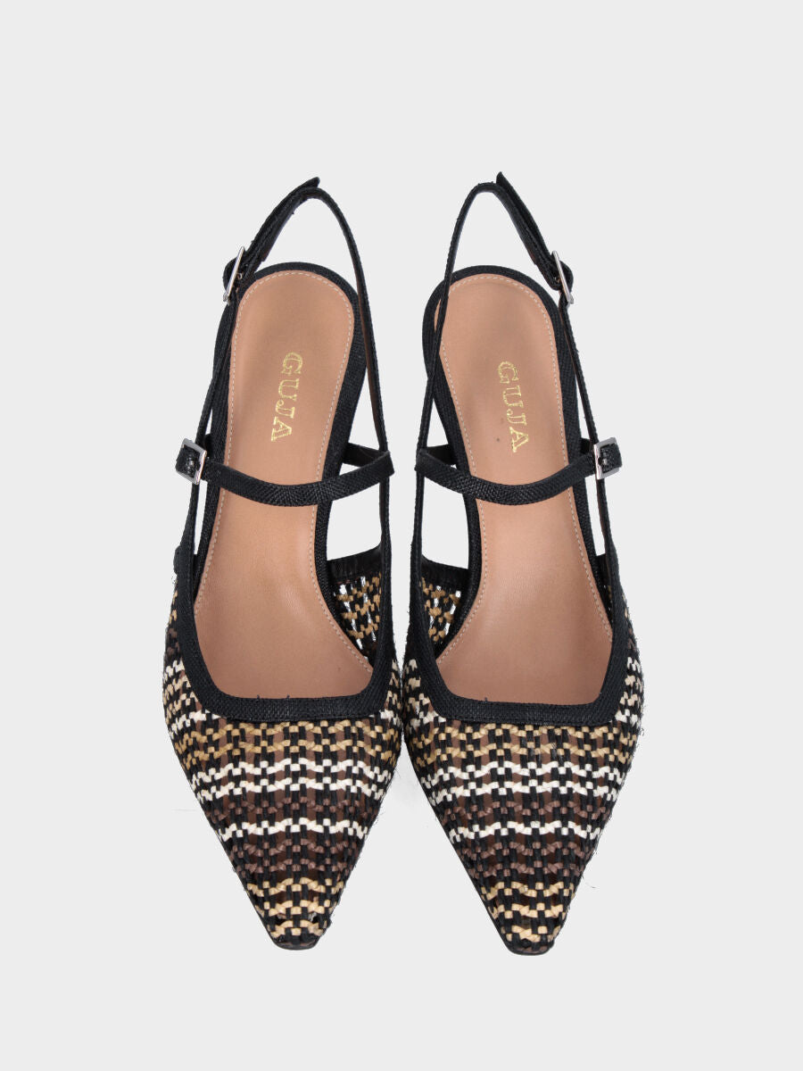 Slingback aus schwarzer Raffia mit geflochtenem Obermaterial und Kelchabsatz
