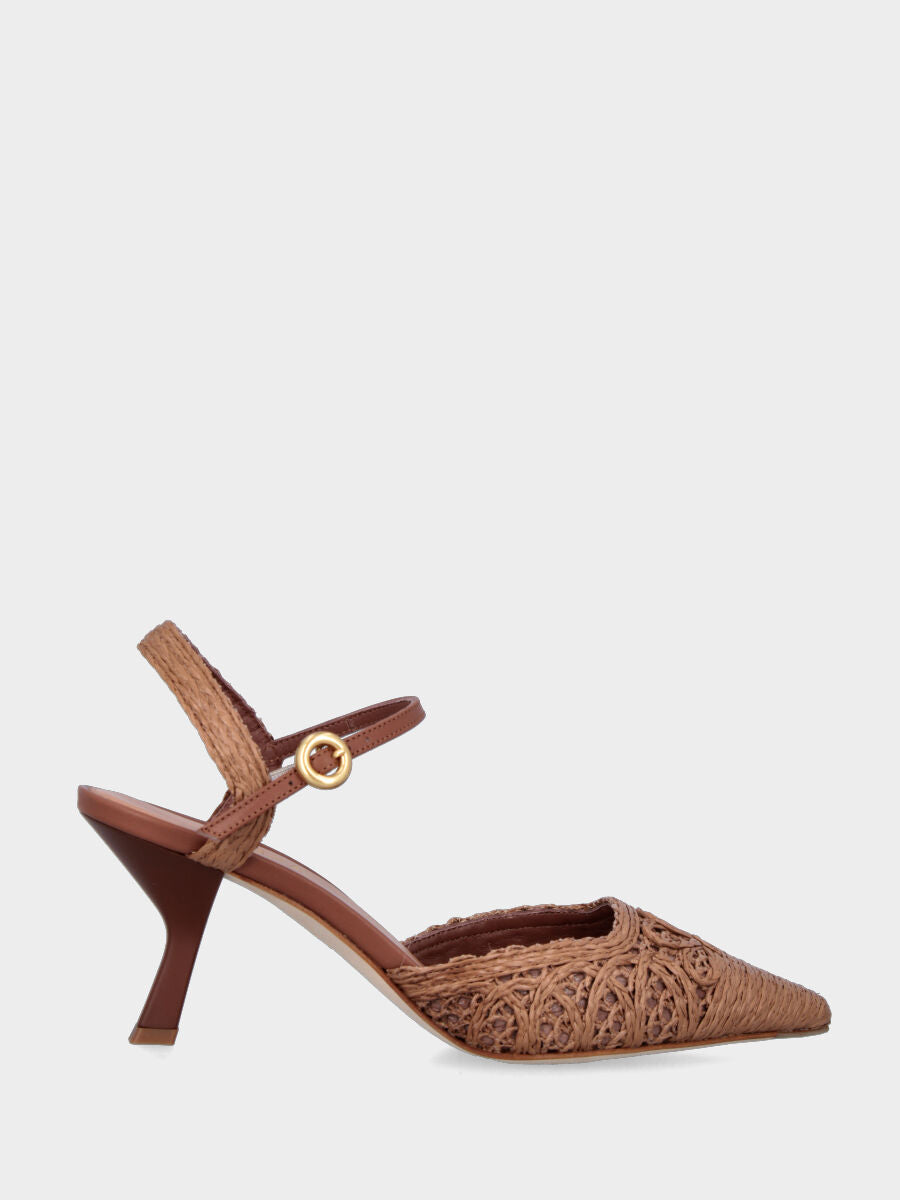 Slingback in nappa color cuoio con tomaia intrecciata a merletto