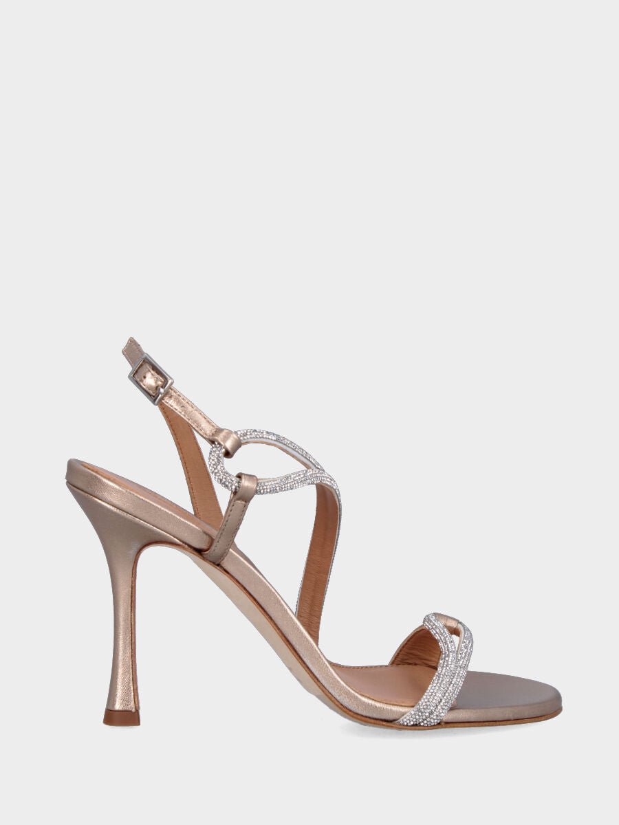 Sandalo in laminato beige con listini tubolari e tacco incavato