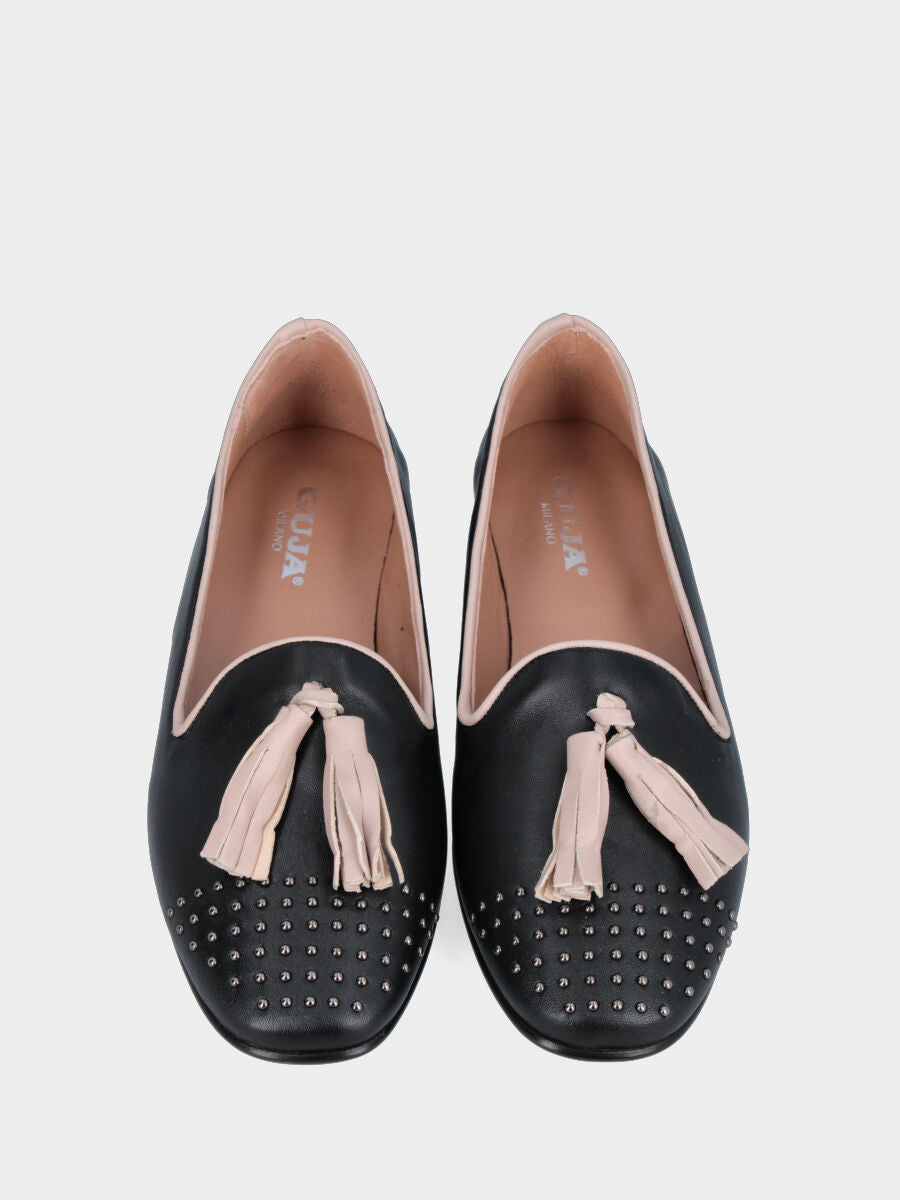 Pantofolina in nappa nera con borchiette e nappine nude