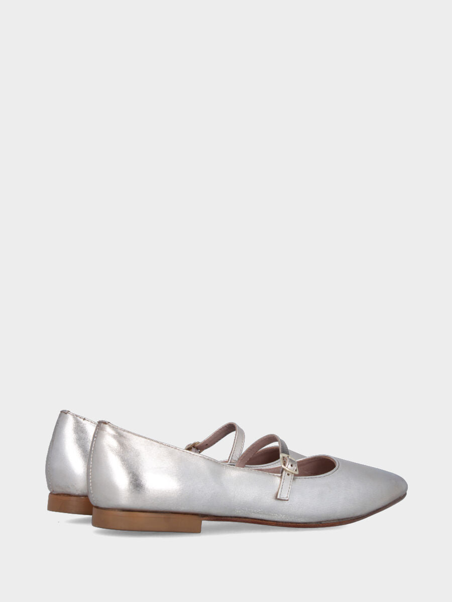 Ballerina Mary Jane in laminato platino con cinturino e lavorazione a sacchetto