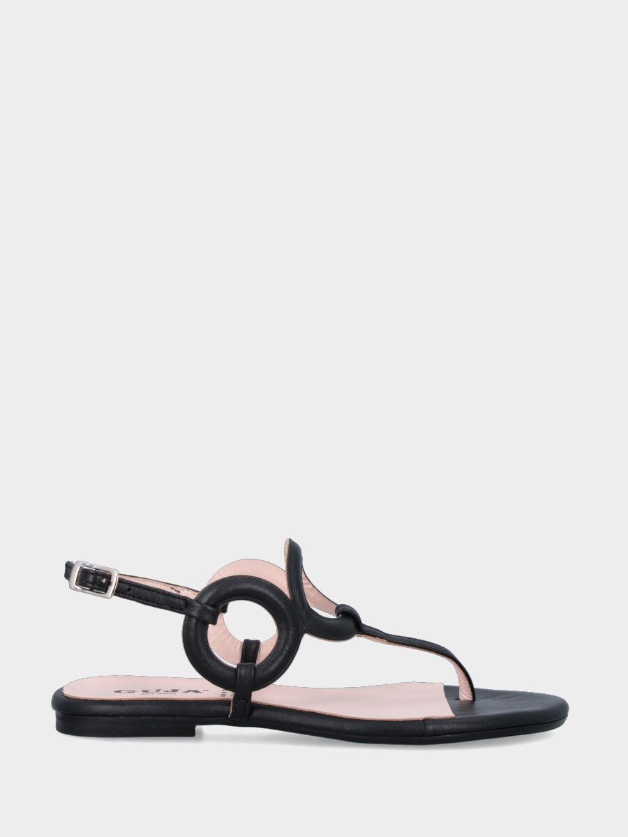 Sandalo infradito in nappa nera con cerchi decorativi