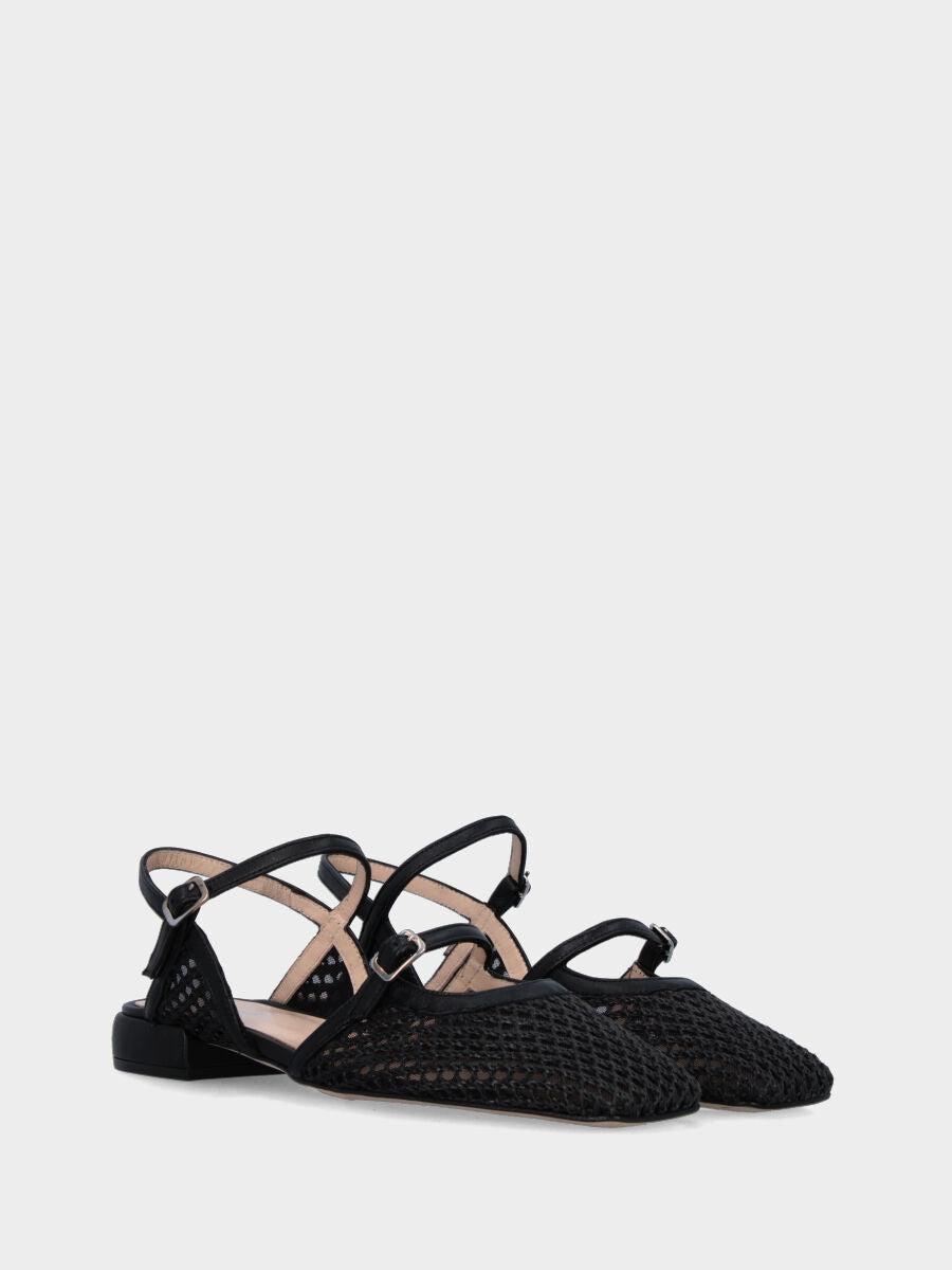 Slingback a mocassino in rafia nera con profili sulla vaschetta