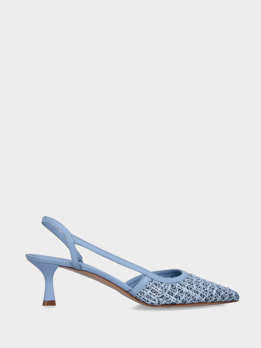 Slingback in rafia celeste con cinturino intrecciato asimmetrico