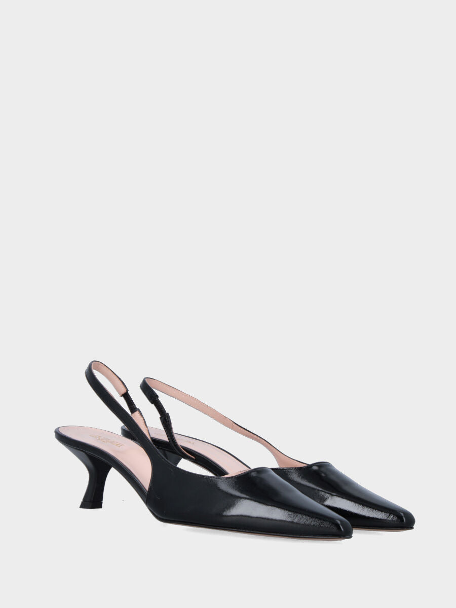 Slingback in verlux nero con cinturino asimmetrico