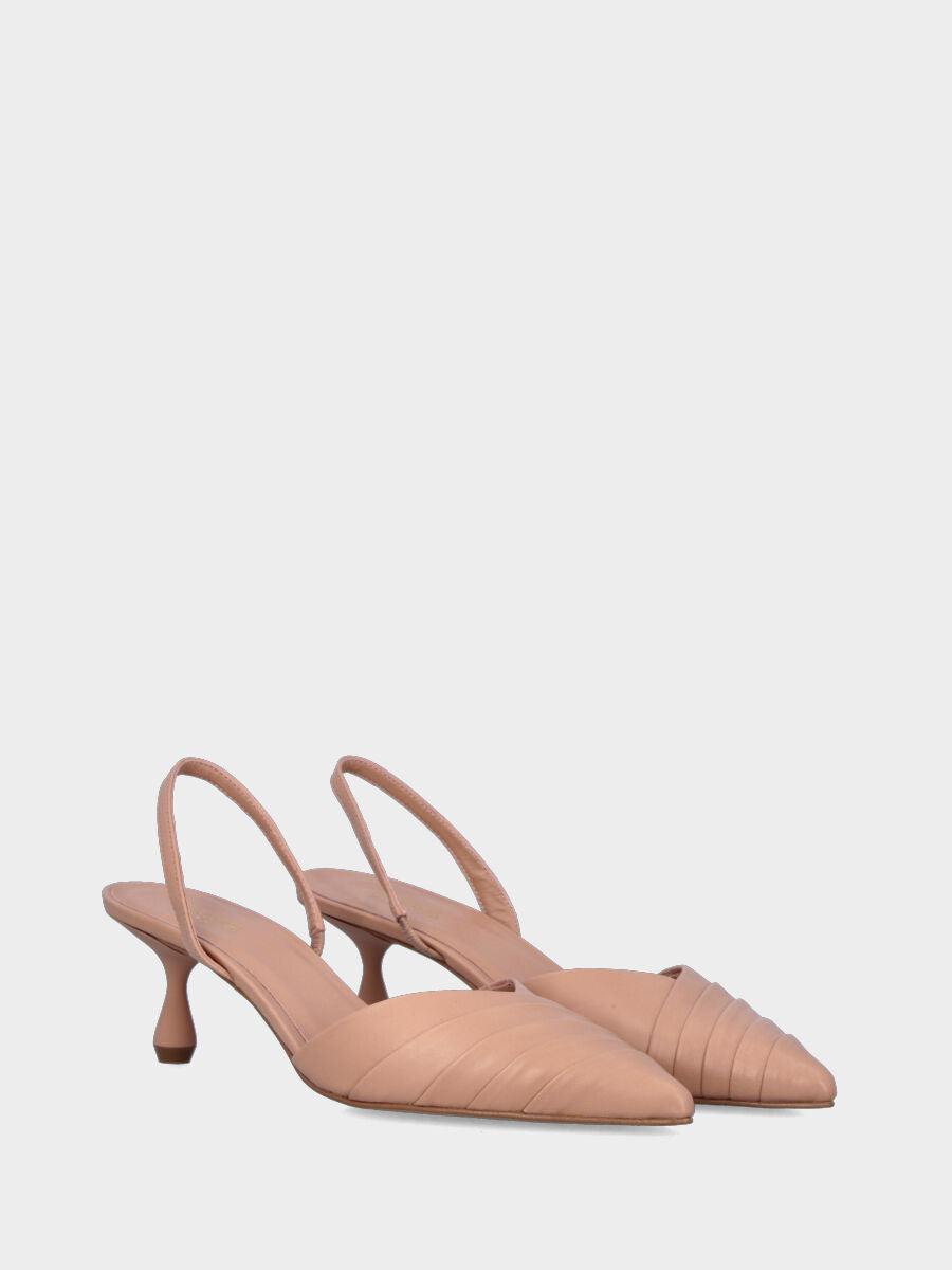 Slingback in nappa nude con ripiegature e tacco a calice smaltato