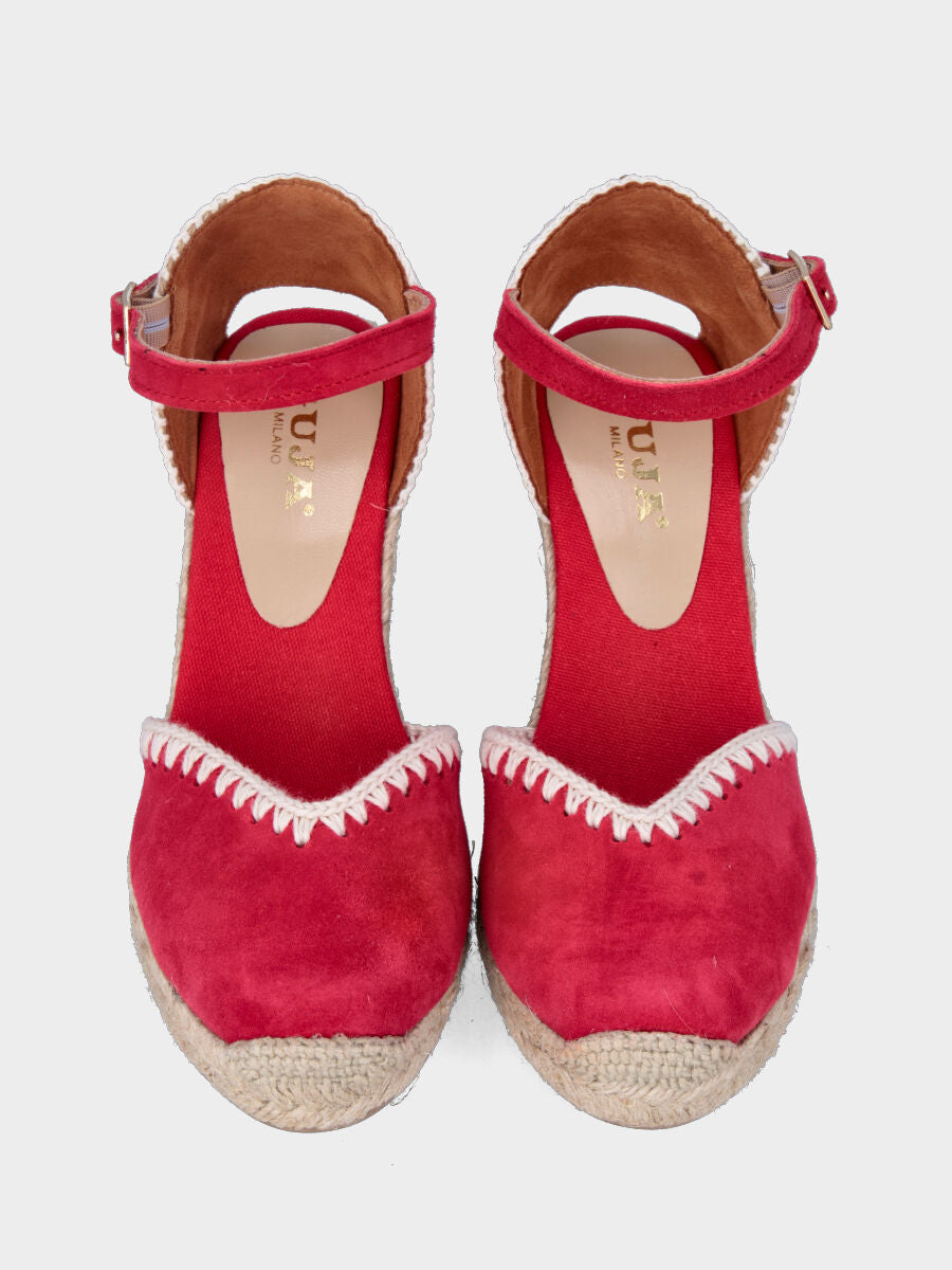 Campesina in camoscio rosso con zeppa e scollo a V