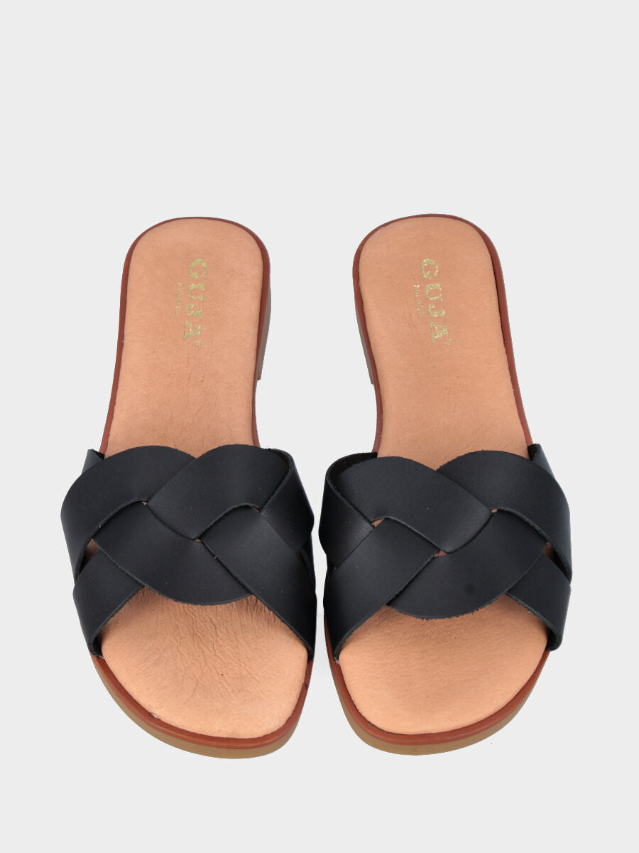 Sandalo in vitello nero con fascette intrecciate arcuate