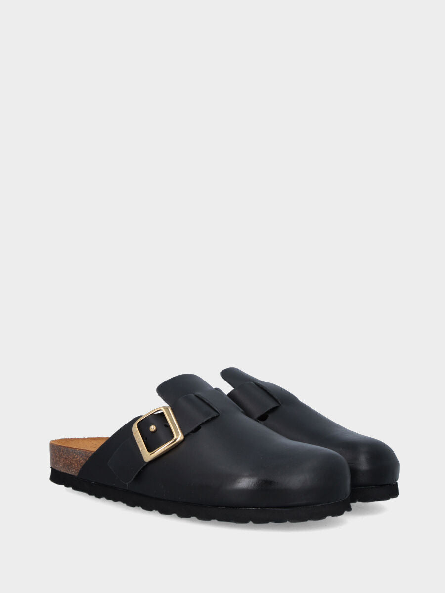 Pantofolone in vitello nero con fusbet e punta tonda