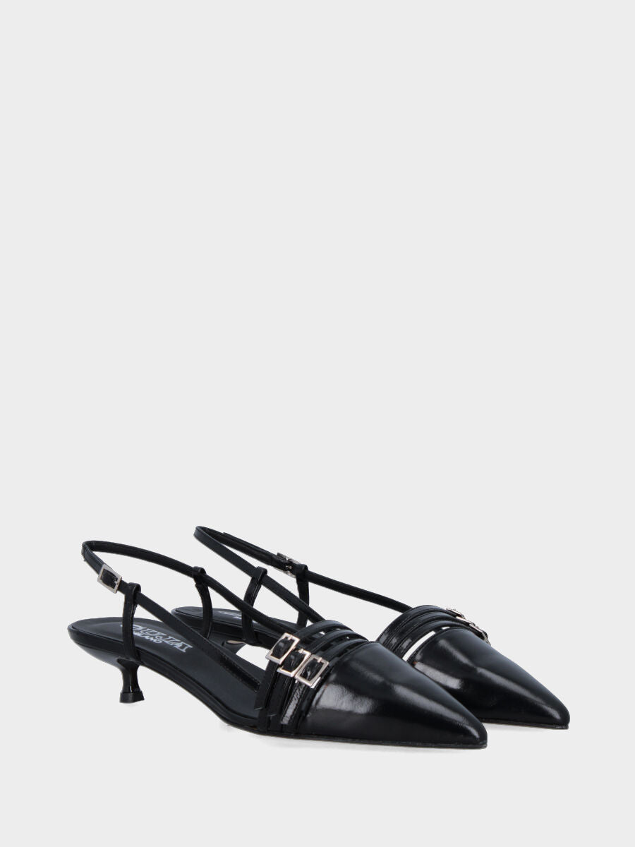 Slingback in verlux nero con tre cinturini e tacco a calice