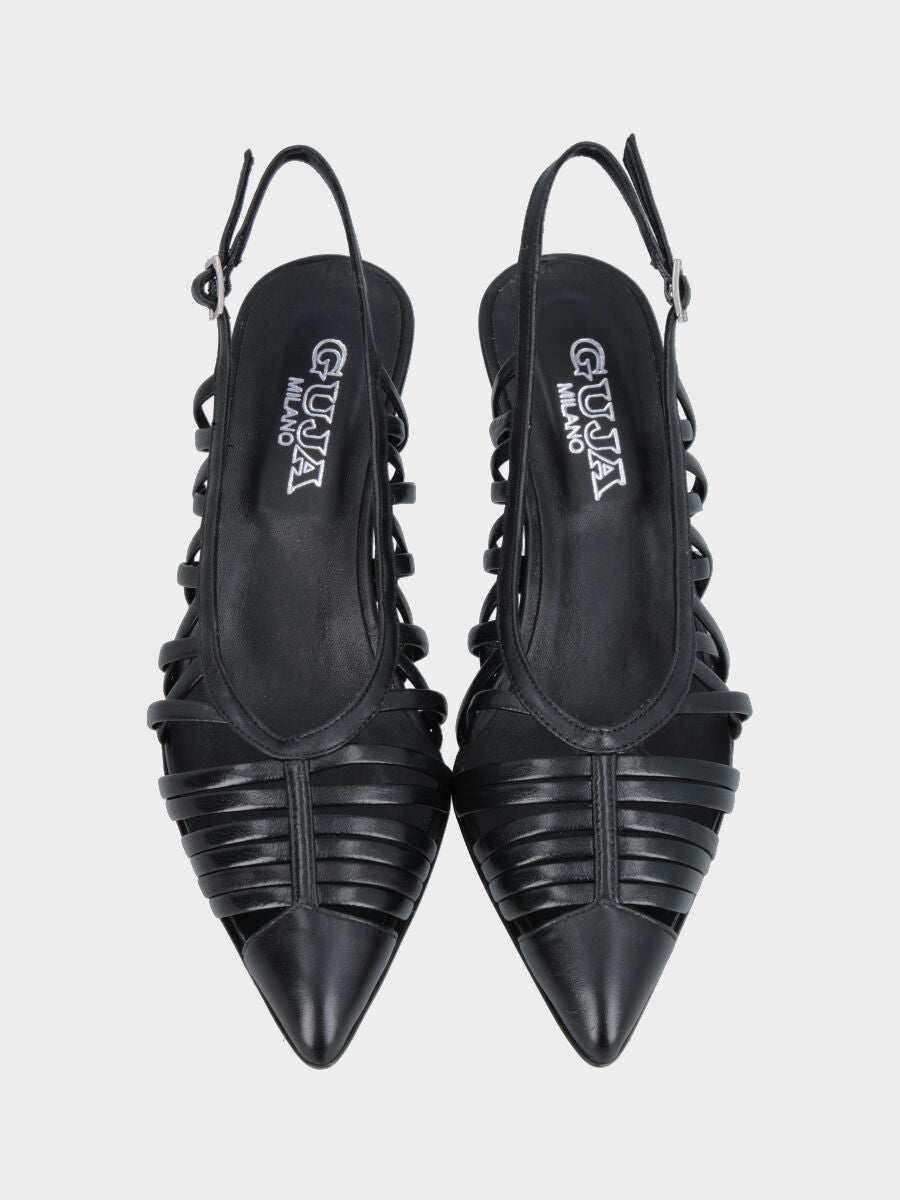 Slingback in nappa nera con cinturini intrecciati e tacco a calice