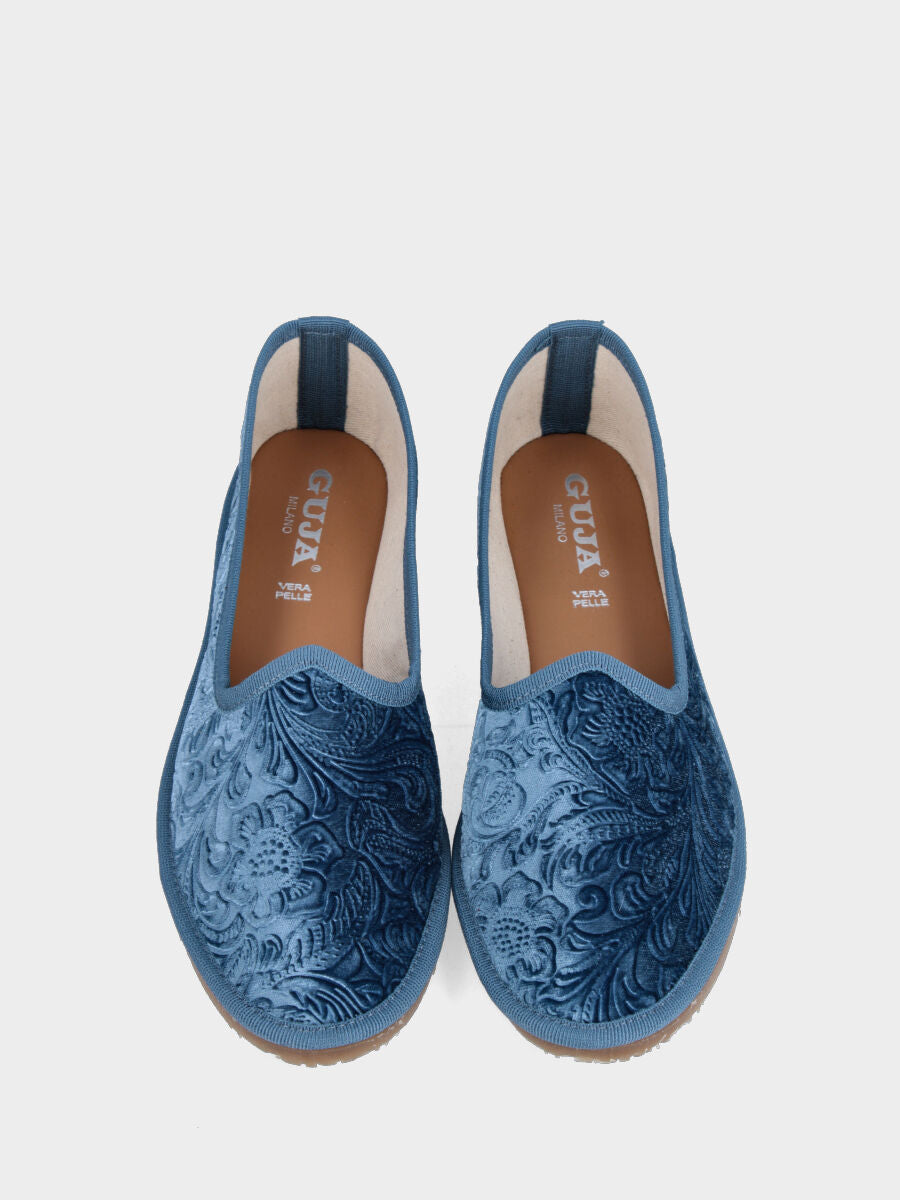 Friulana in velluto broccato azzurro con punta tonda