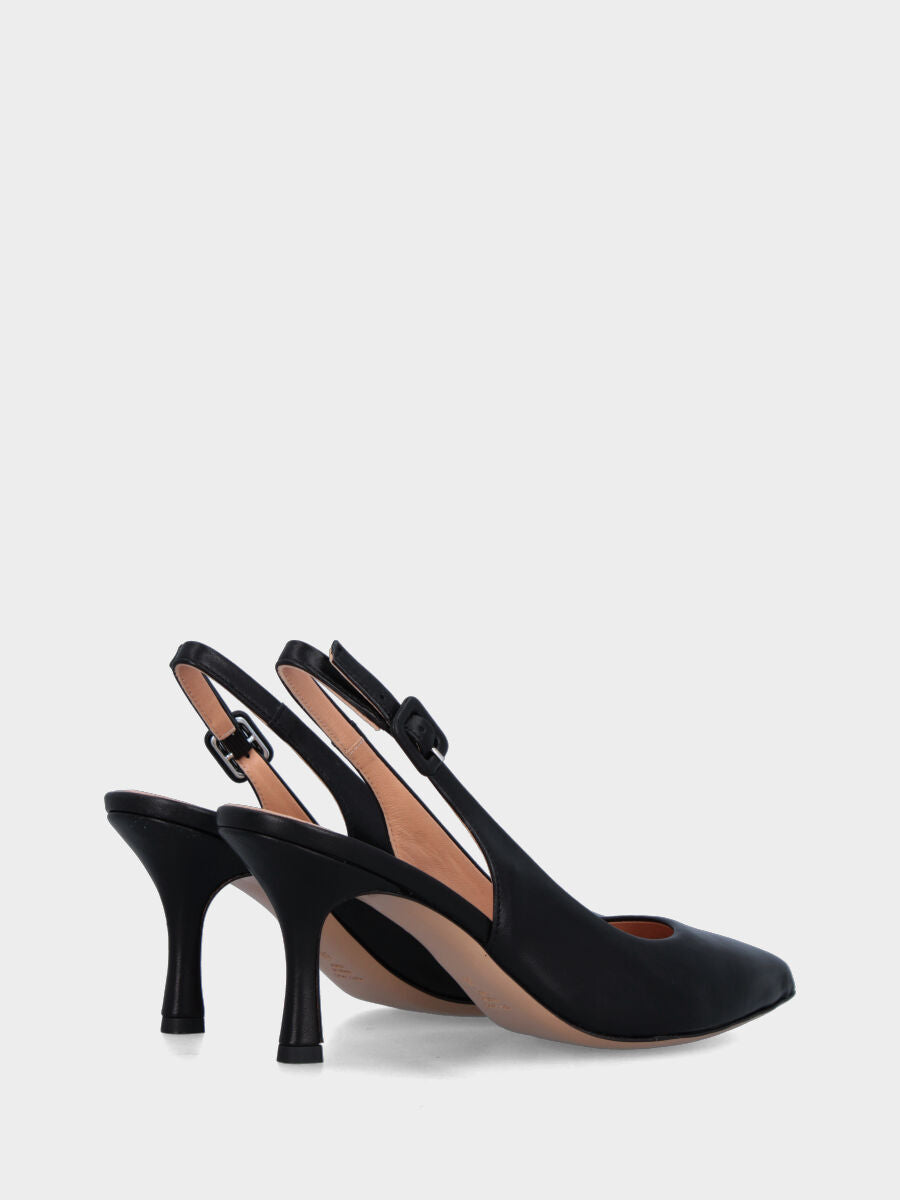 Slingback in nappa nera con tomaia cucita e rivoltata