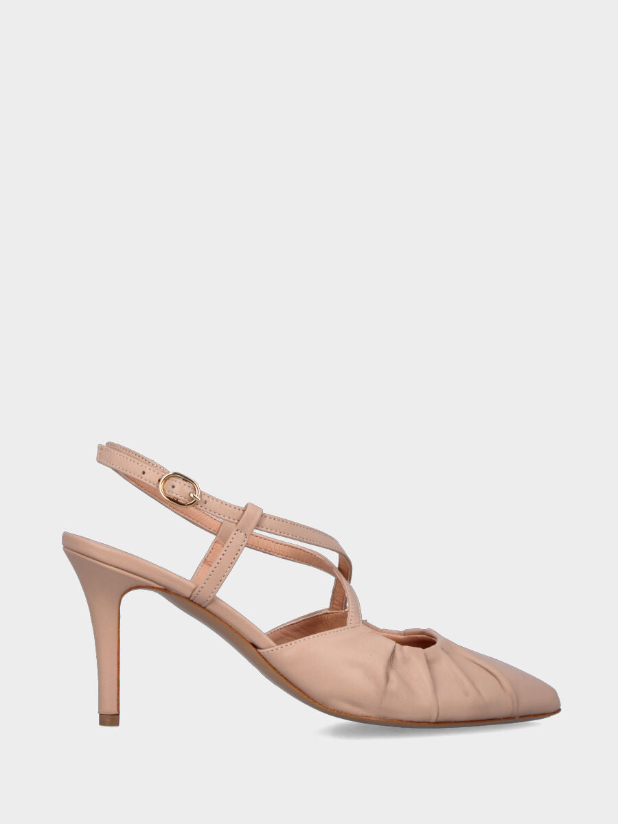 Slingback in nappa nude con piegature e cinturini incrociati