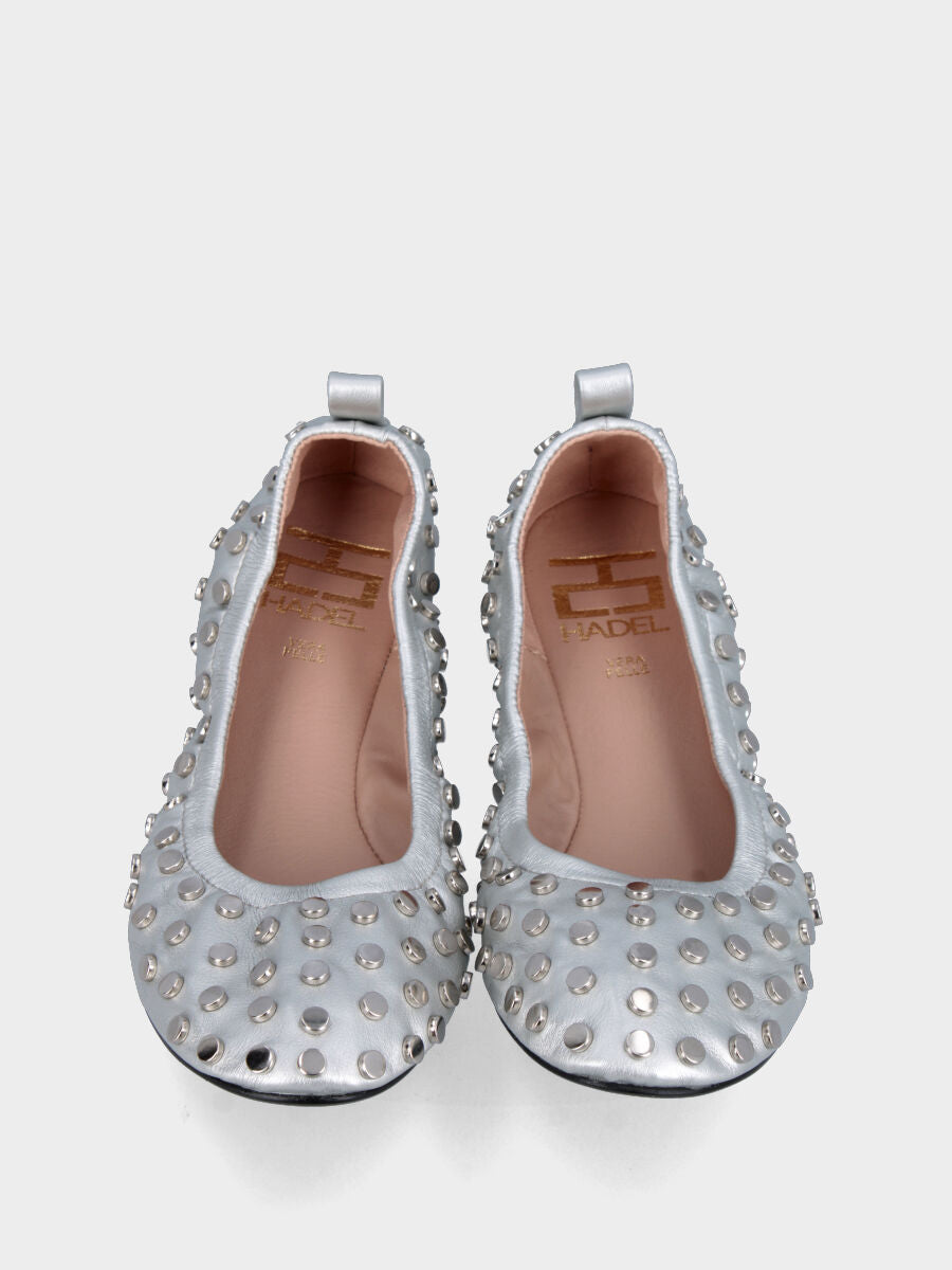 Ballerina flat in laminato argento con arricciatura e lavorazione a sacchetto