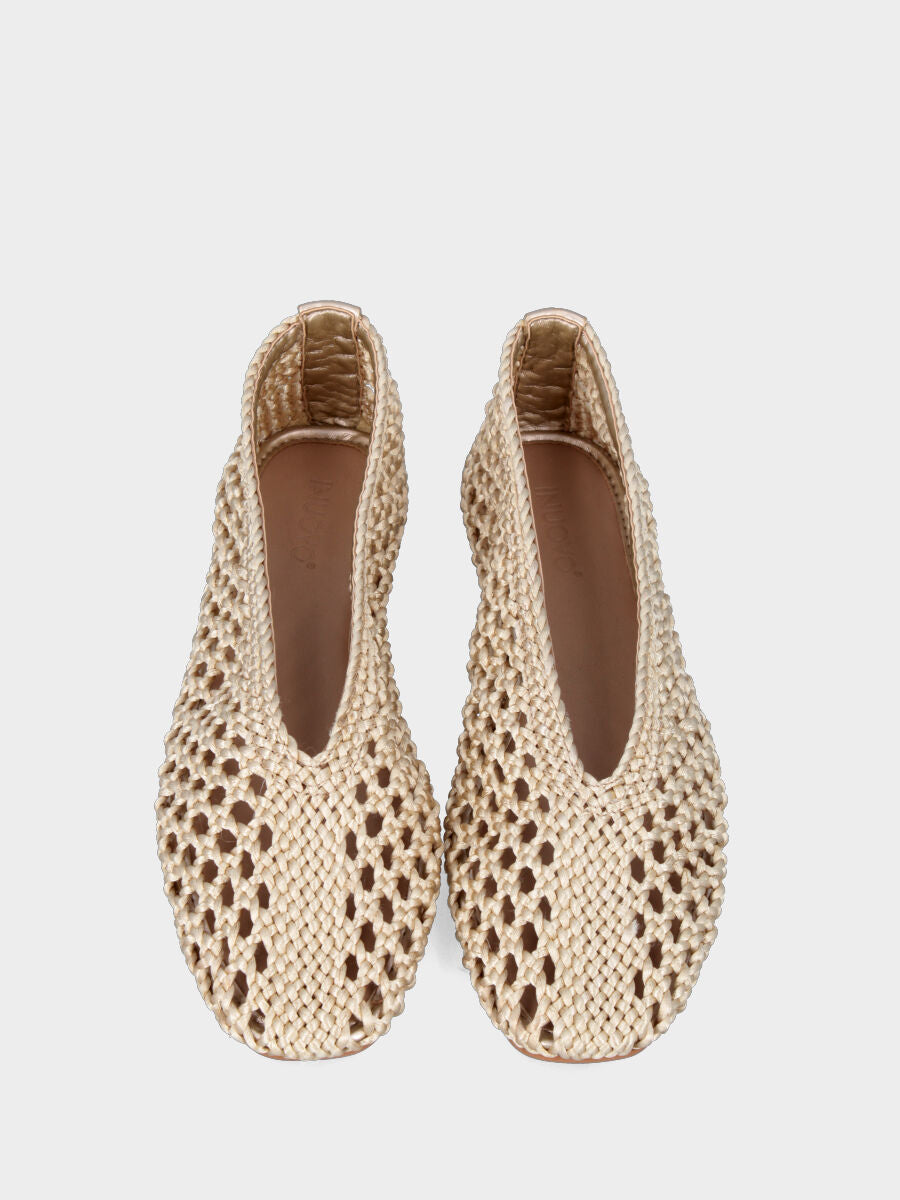 Ballerine en raphia platine tressée avec bout carré