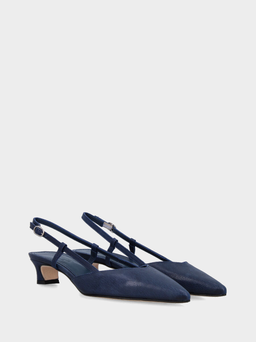 Slingback in nappa blu con scollo a V