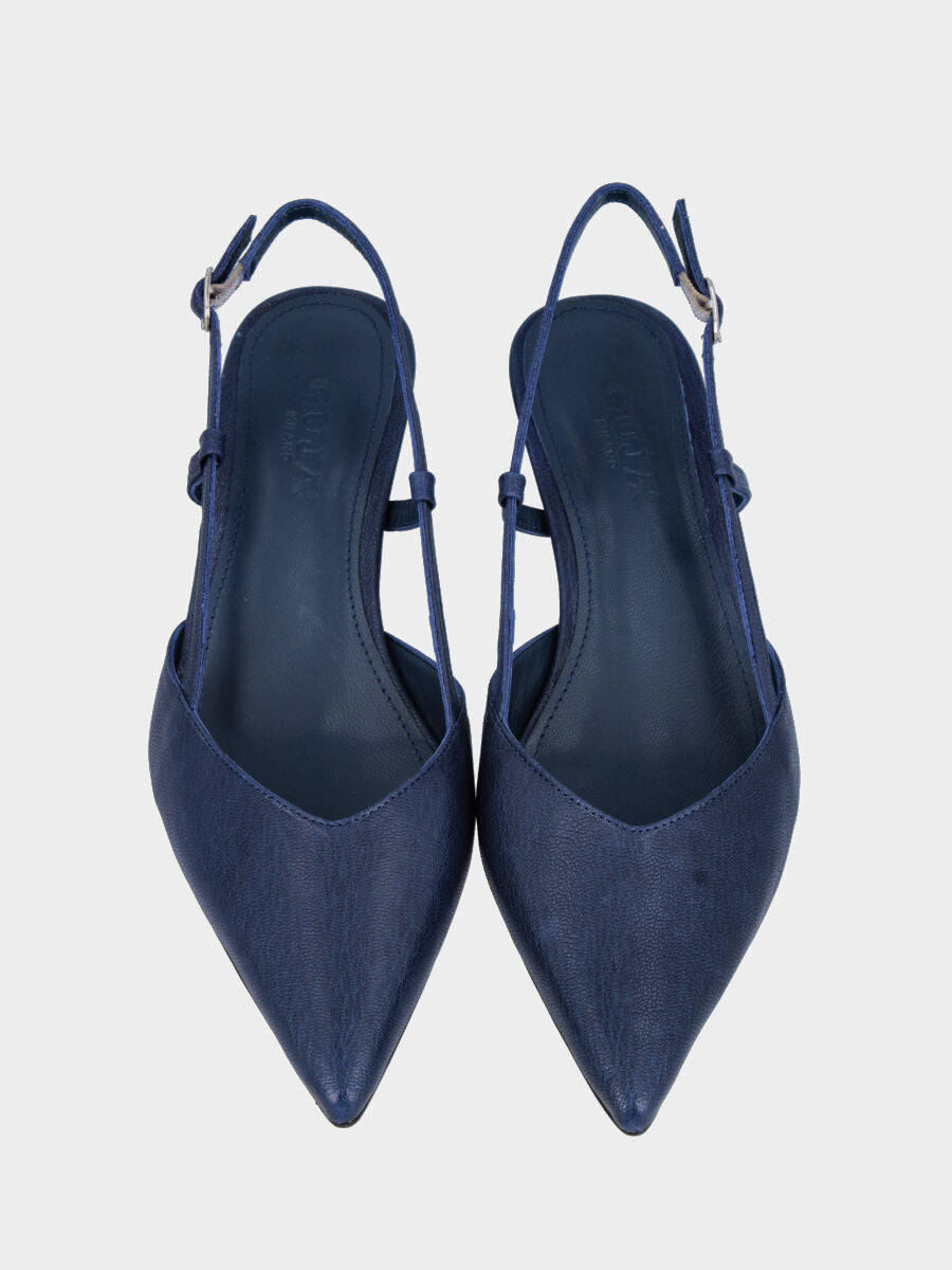 Slingback in nappa blu con scollo a V
