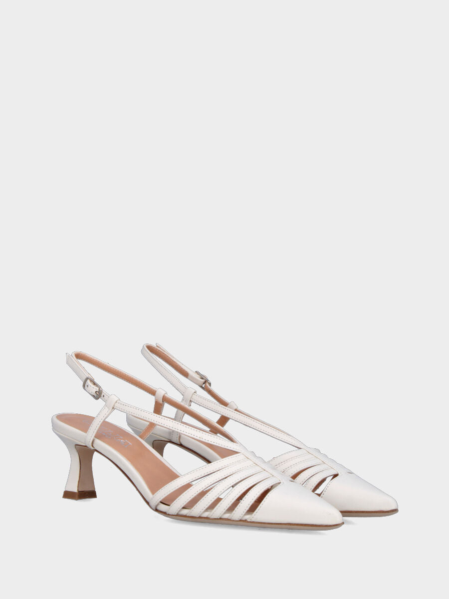 Slingback in nappa bianco latte con listini a Y